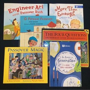 6 Passover books ✡️